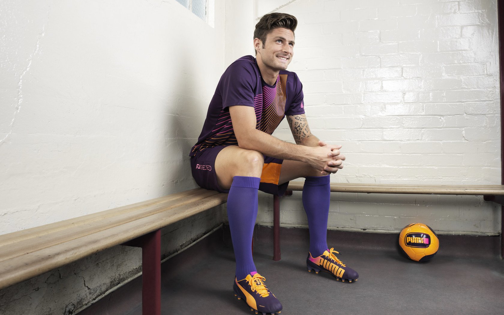 leyu乐鱼体育综合-乌拉圭男足在巴黎奥运会比赛中以3-1击败巴西，乌拉圭足球奥运会